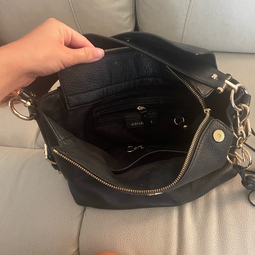 Michael Kors purse - Picture 2 of 2